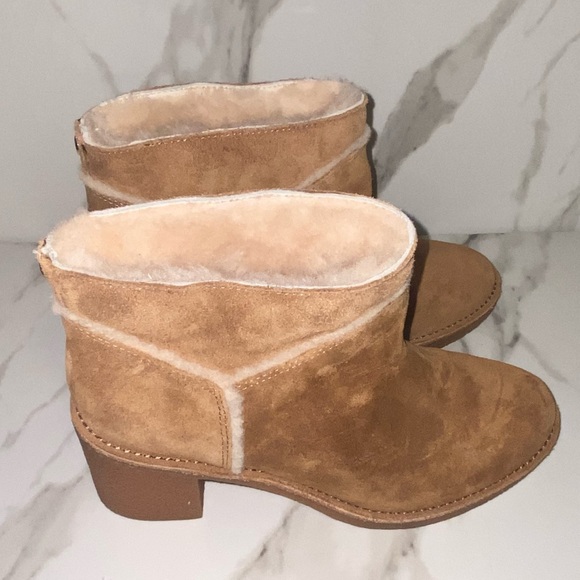 Ugg Chestnut Boots Size 8 - Picture 7 of 13